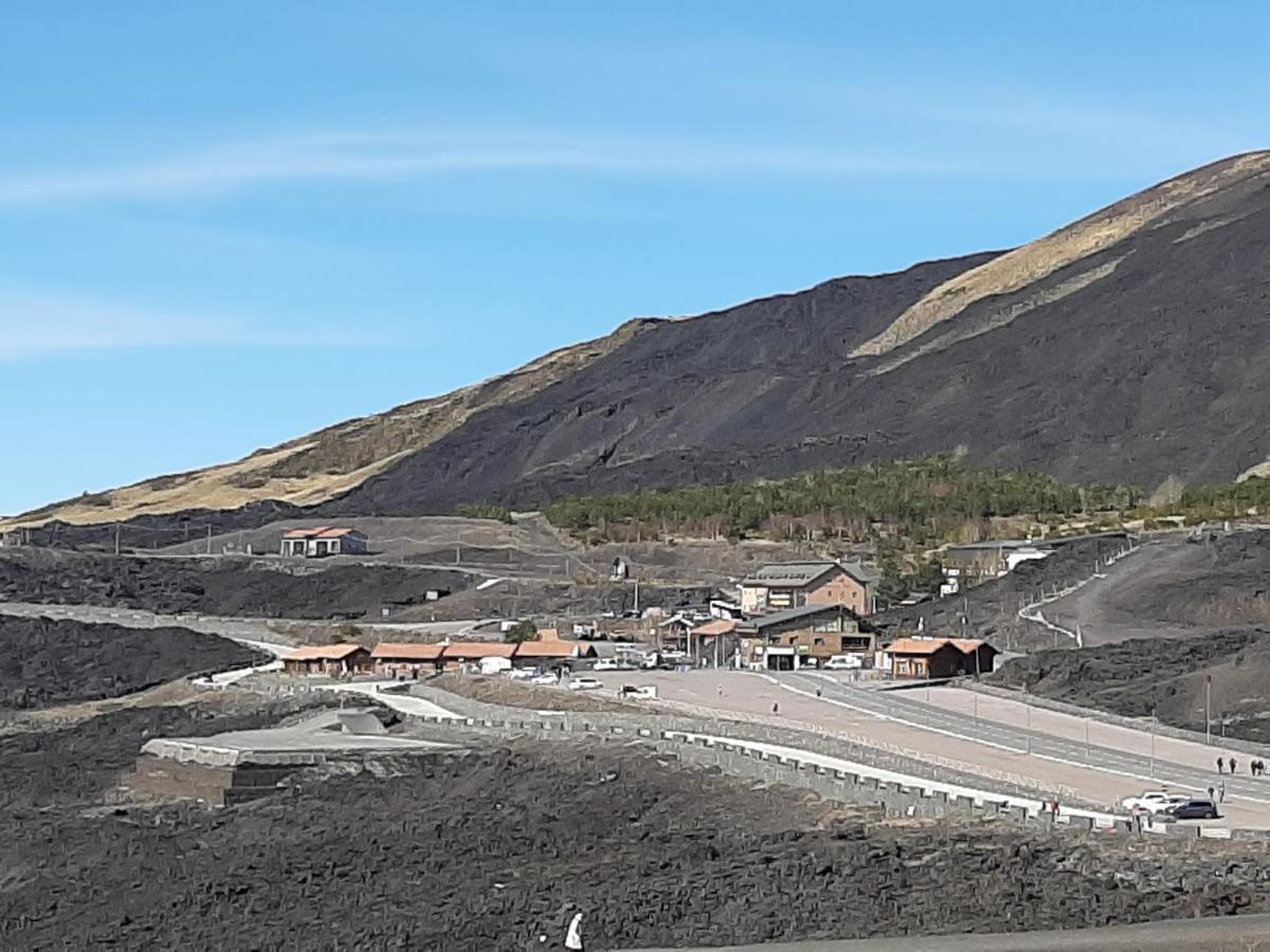 Отель Etna Relax Николози Экстерьер фото